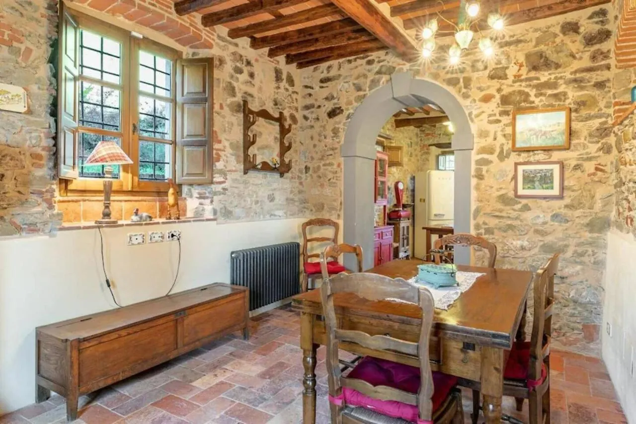 Holiday home Villa Pera By Nicola Real Estate Corsanico-Bargecchia Italy