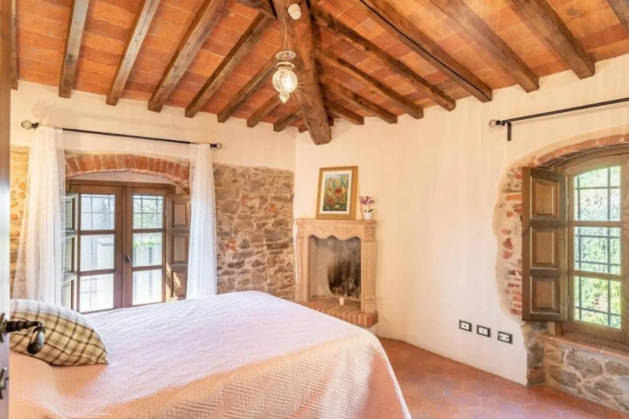 Villa Pera By Nicola Real Estate Corsanico-Bargecchia 0*,  Italy