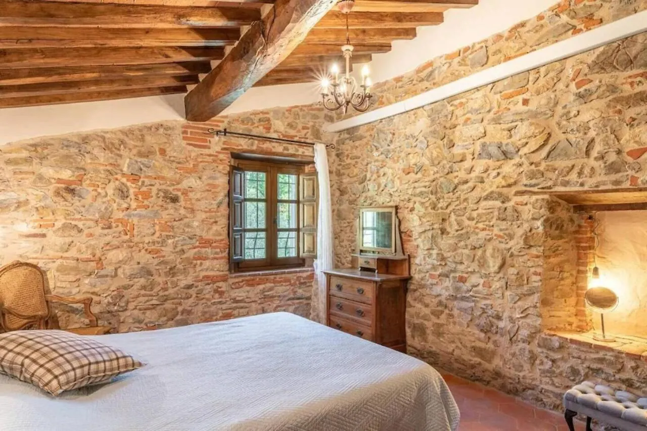 Holiday home Villa Pera By Nicola Real Estate Corsanico-Bargecchia Italy