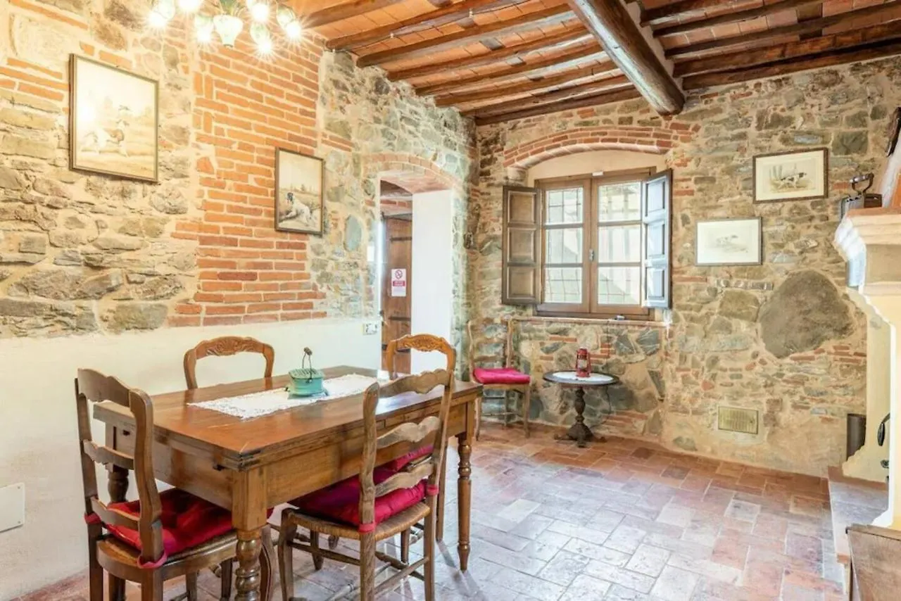 Villa Pera By Nicola Real Estate Corsanico-Bargecchia 0*,